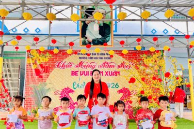 Thông qua ngày hội “Bé vui đón Xuân”, nhà trường đã thay mặt các mạnh thường quân đã trao tặng các món quà đến các bé có hoàn cảnh khó khăn, chúc các bé một năm mới an lành và ngập tràn hạnh phúc. Bên cạnh đó nhà trường cũng gửi lời cảm ơn đến các mạnh thường quân đã giúp đỡ để các bé có được niềm vui nhân dịp Tết đến Xuân về.